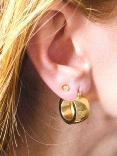 Brincos de argola larga bold banhados a ouro 18k hipoalergênicos semijoia