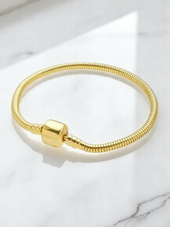 pulseira-feminina-dourada-para-berloques