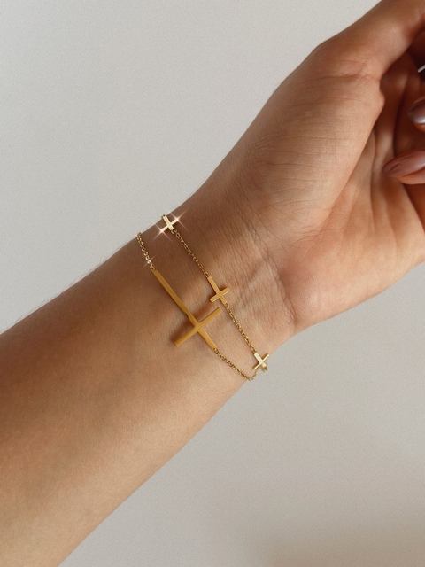 Pulsera religiosa cruces