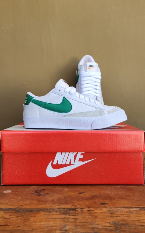 Tênis Linha Premium Nike