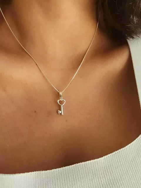 Colar de Chave - Banho de Prata