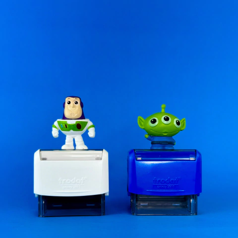 Kit Carimbo Buzz Lightyear e Alien - Coleção Toy Story
