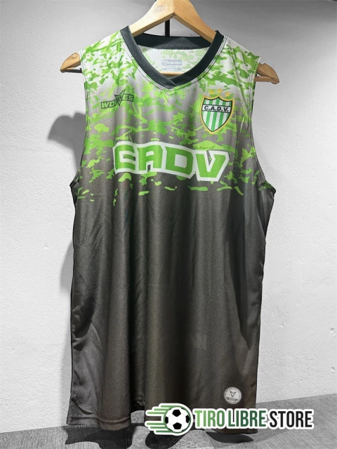 WOLVES®️| MUSCULOSA DEPORTIVA DEFENSORES VILELAS - comprar online