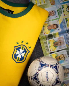 KIRICOCHO®️| BUZO BRASIL RONALDO 9 en internet