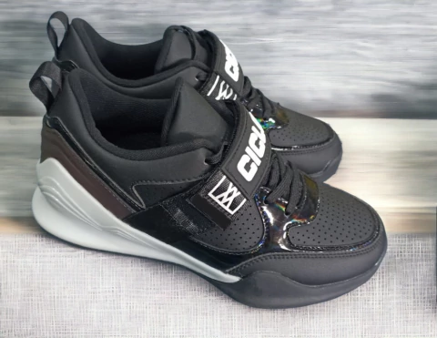 SAPATO DE AGACHAMENTO