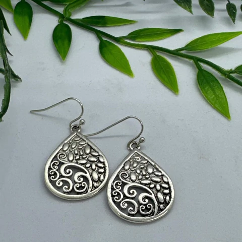 Brinco Boho Chic Gota