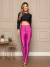 calça pregas em alto relevo com ziper skinny