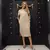 vestido com fenda lateral