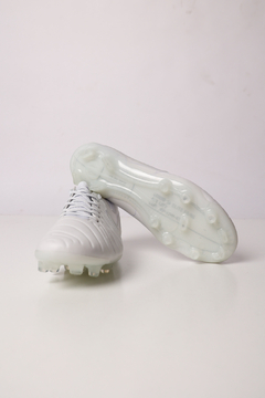 BOTINES NIKE TIEMPO en internet