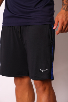SHORT NIKE 1 LINEA en internet