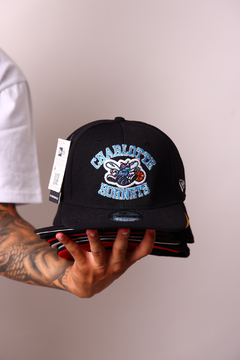 GORRA CHARLOTTE HORNETS - comprar online
