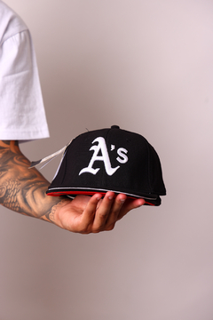 GORRA PLANA CERRADA A's Oakland Athletics en internet