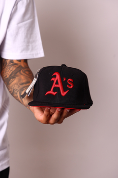 GORRA PLANA CERRADA A's Oakland Athletics - comprar online
