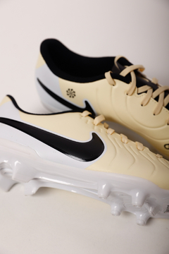 BOTINES NIKE TIEMPO (ORIGINAL) en internet