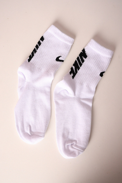 MEDIAS 3/4 NIKE CON PIPA - comprar online