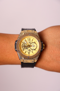 RELOJ HUBLOT DORADO RELIEVE - comprar online