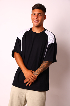 REMERA OVERSIZE LISA RANGLA en internet