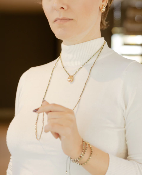 Colar Pingente Pedras Coloridas e Pedras Naturais Verde