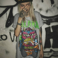 REMERA MY PET MONSTER en internet