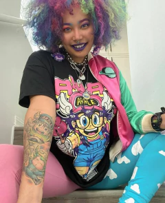 REMERA ARALE en internet