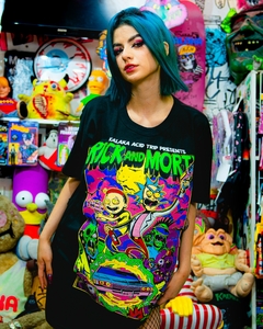 REMERA RICK & MORTY