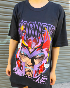 REMERA MAGNETO