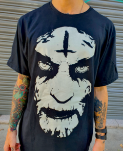 REMERA METAL