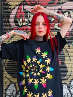 REMERA TROLLS