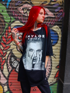 REMERA OVERSIZED TAYLOR SWIFT - comprar online