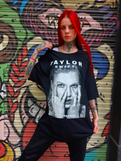 REMERA OVERSIZED TAYLOR SWIFT