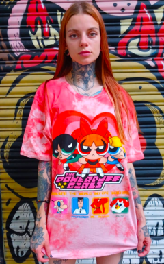 REMERA CHICAS SUPERPODEROSAS *PINK BATIK*