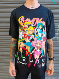 REMERA SAILOR MOON ALL CHARACTERS