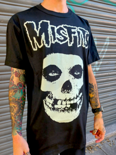 REMERA MISFITS *glow in the dark*
