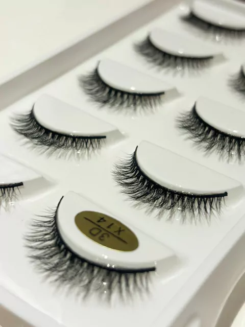 Cartela de Cílios Artesanais Floritudo X14