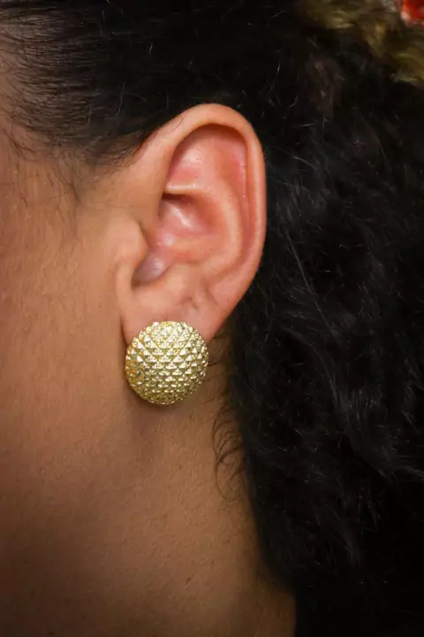 Brinco Folheado Bolinhas