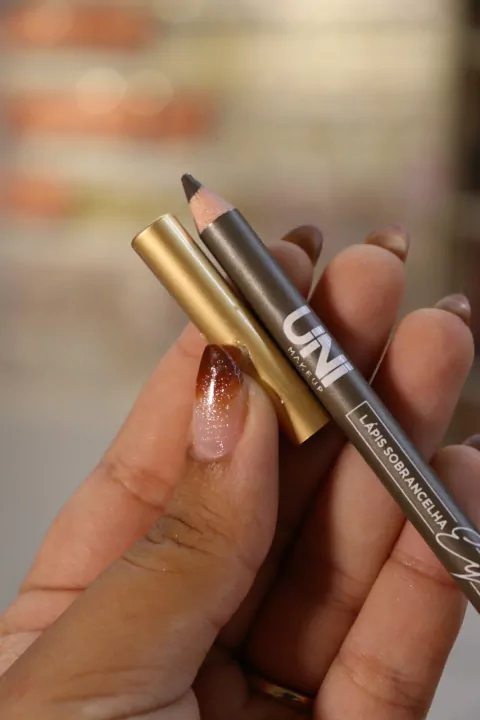 Lápis para Sobrancelha Uni