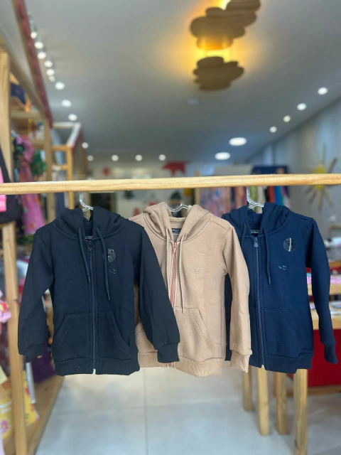 JAQUETA ESSENTIAL MOLETOM 2 CABOS FAMILY - comprar online