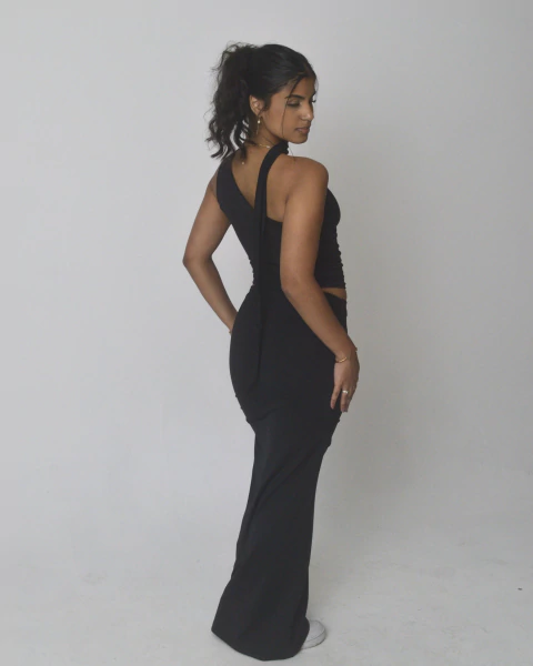 Saia Drapeada Maytê-Preto - comprar online