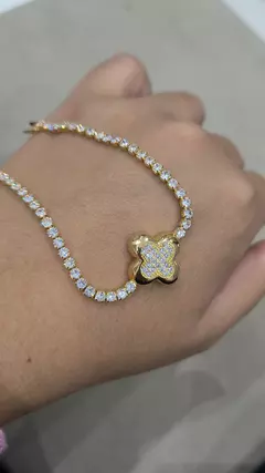 PD027 - Pulseira Trevo na internet