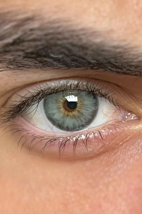 Urban Layer Siri Green Jasmine Super Natural Lente de de contato verde realista de pupila reduzida