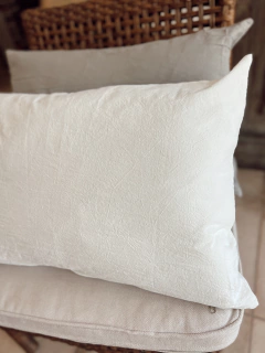 ALMOHADÓN TUSOR 50x70 cm - PETRA HOME