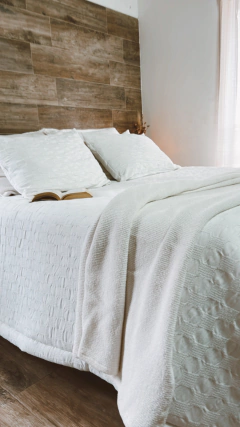 ACOLCHADO WINTER SUPER KING - OFF WHITE en internet