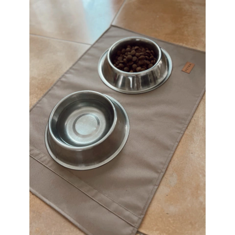 Alfombra Visón para Comedero & Bebedero