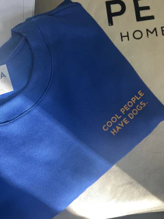 BUZO AZUL - COOL PEOPLE. - comprar online