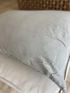 Imagen de ALMOHADÓN TUSOR 50x70 cm