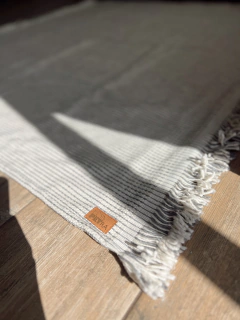 ALFOMBRA ETRUSCO RAYADA -150x150cm - PETRA HOME