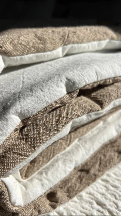 Imagen de Pillow tusor AVELLANA/ BLANCO TIZA - 2 CUERPOS - EXTRA FUERTE