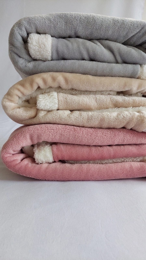 Manta Microfibra y Corderito Gris - comprar online