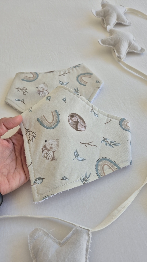 Babero Bandana Bosque Chocolate - comprar online