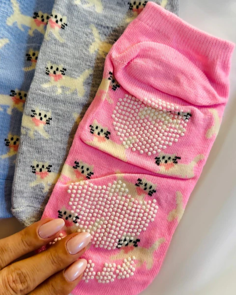 MEIAS ANTIDERRAPANTE GATINHOS